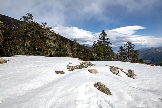 梅里雪山