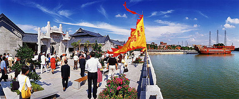 广州珠江日景