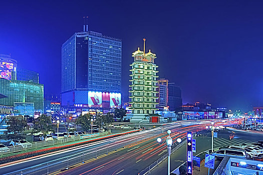 河南省郑州市二七广场古塔建筑夜景