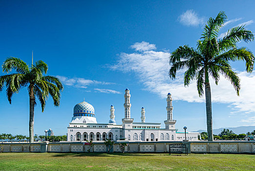 马来西亚亚庇市水上清真寺