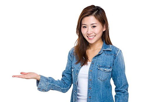 能修改任何游戏的修改器