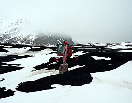 红色,挖掘器械,面对,向前,风景,白色,雪,黑色,火山,地形,冰岛,2009年