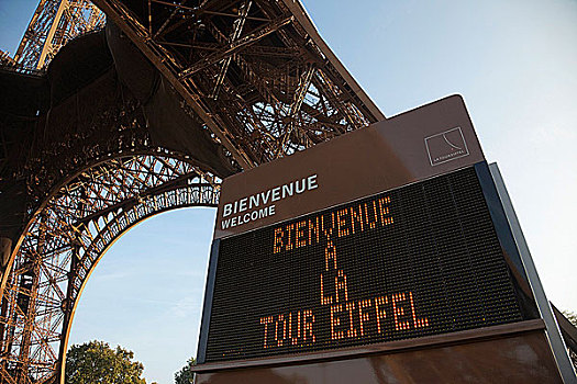 欢迎标志,正面,塔,埃菲尔铁塔,巴黎,法国