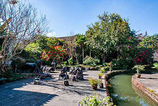 云南省腾冲市和顺滇商馆与走夷方馆后院花园