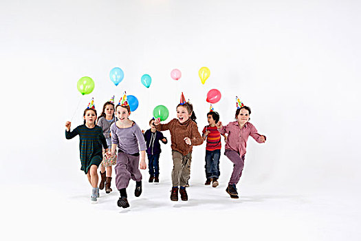 儿童,派对帽,气球,跑,向前