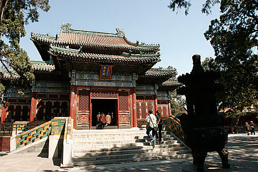 北京北海公园内的承光殿