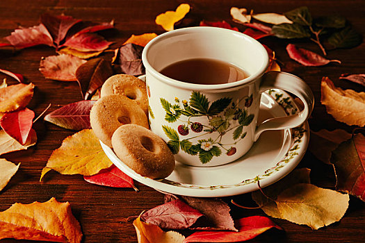茶杯,饼干,秋天,叶子