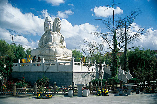 山东省蓬莱市弥陀寺塑像