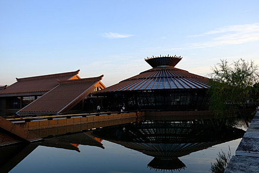 松江广富林水下博物馆建筑