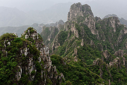 夏日狼牙山风景