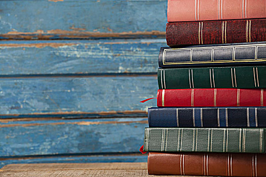 一堆,书本,蓝色,木质背景