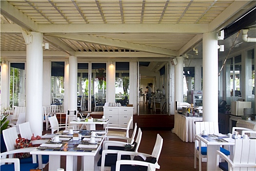 泰国普吉岛渡假饭店内优雅的餐厅