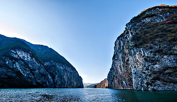 长江三峡瞿塘峡峡谷