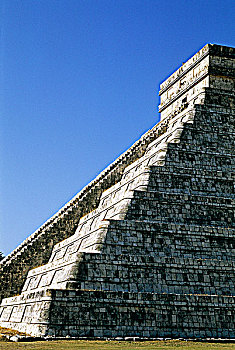 墨西哥,尤卡坦半岛,奇琴伊察,卡斯蒂略金字塔,库库尔坎,庙宇