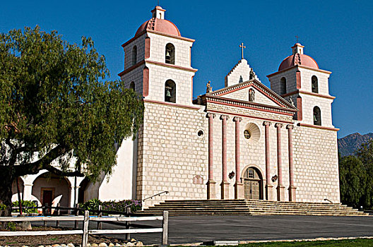 圣芭芭拉,加利福尼亚,教区