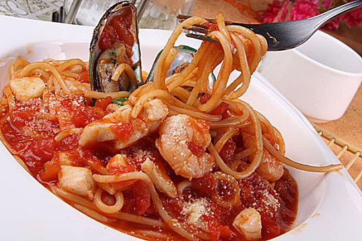 意式番茄海鲜意面