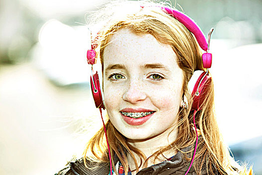 女孩,红发,智能手机,耳机,城市