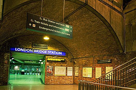 信息指示,火车站,伦敦桥,车站,伦敦,英格兰