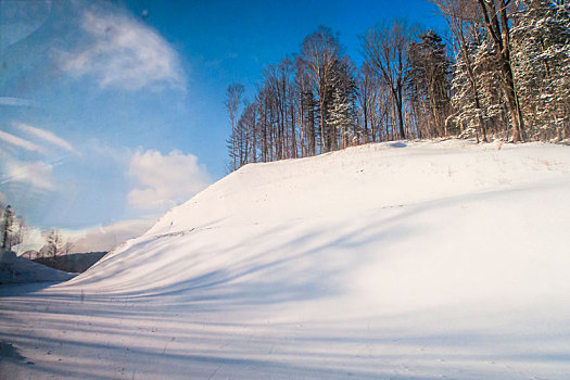 雪谷风光