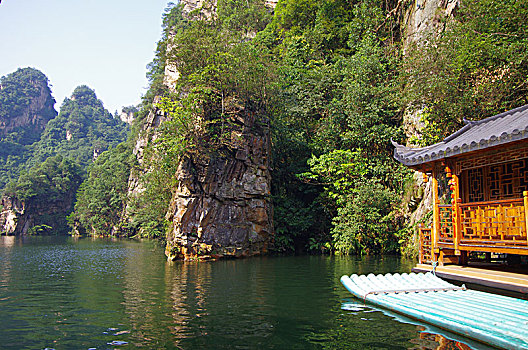 湖南张家界宝峰湖风光