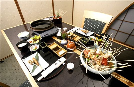 日本,烤串,桌子