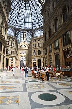 人群,购物中心,商业街廊,那不勒斯,那不勒斯省,坎帕尼亚区,意大利