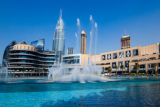 阿联酋迪拜哈利法塔音乐喷泉广场商业购物区