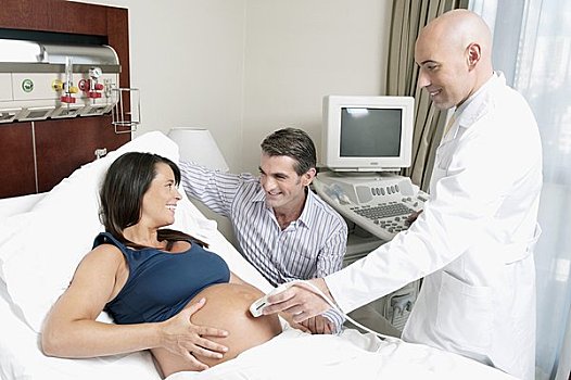 孕妇,超声波扫描,丈夫,旁侧