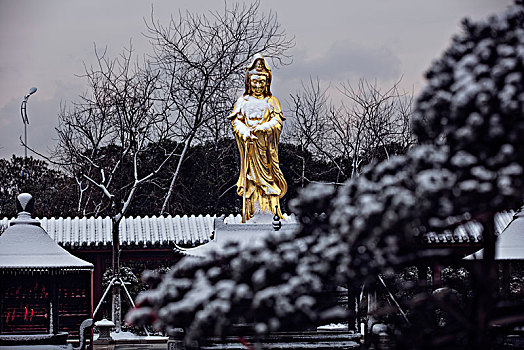 雪景寺庙