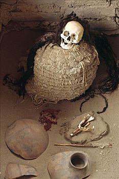 头骨,纳斯卡,木乃伊,围绕,陶器,骨头,布,碎片,墓地,秘鲁