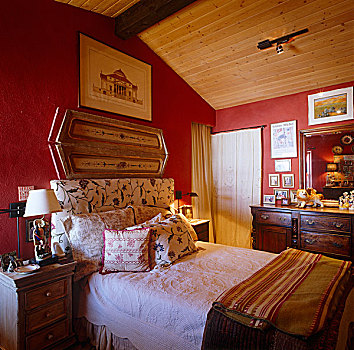 一对,木质,百叶窗,墙壁,后面,软垫,床头板,皇后,床