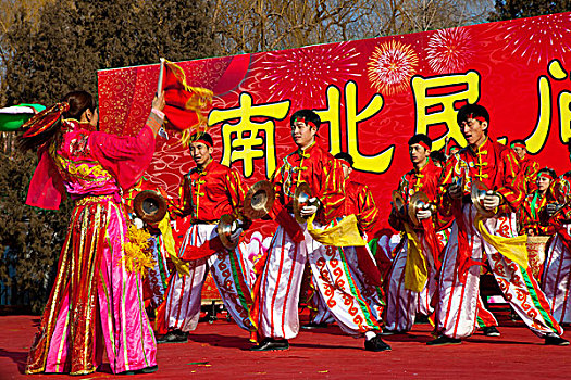 北京春节地坛锣鼓表演