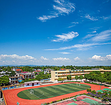 广西东兴京族万尾岛,东兴市京族学校校园