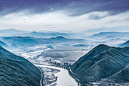 吉林省图们市图们江峡谷外滩自然景观
