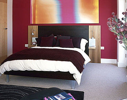 双人床,木头,床头板,床头柜,红色,卧室