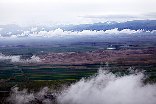 东天山美景