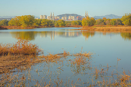 北京昌平秋季白浮厅公园景色