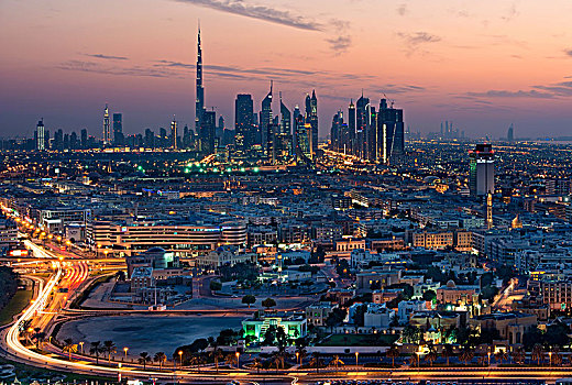城市,迪拜,阿联酋,黄昏,公路,前景,摩天大楼,远景