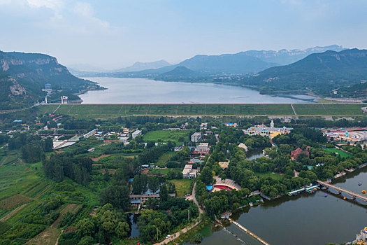 航拍济南南部山区风景