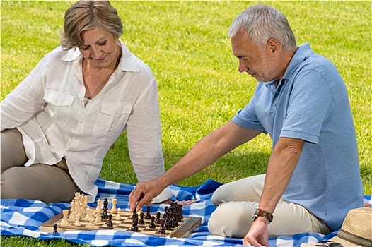 退休,老年,夫妻,玩,下棋,公园