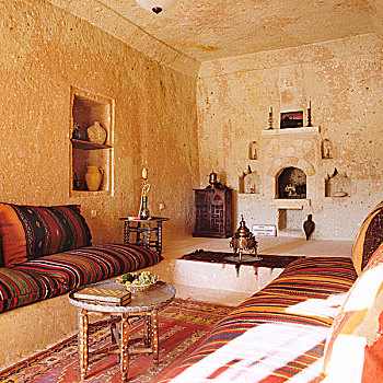 摩洛哥,室内,条纹,垫子,砖石建筑,讲台,边桌,雕刻,木头