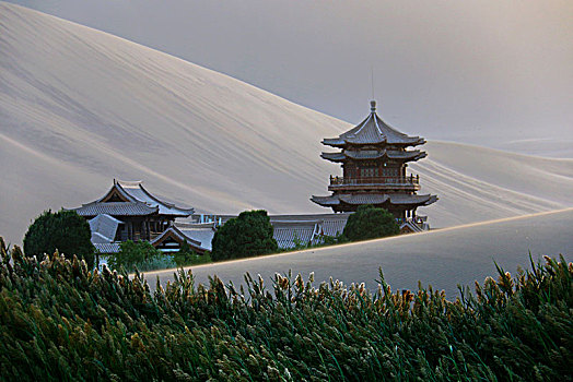 鸣沙山