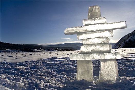 冰,雕塑,一个,男人,因纽石刻,冰冻,育空河,道森市,背影,育空地区,加拿大,北美