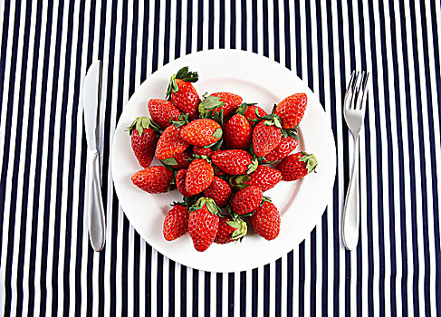 草莓,盘子
