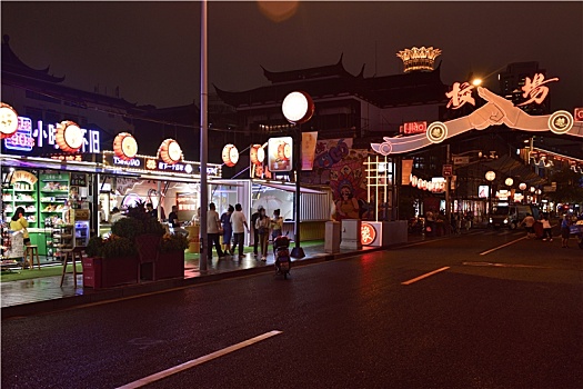 豫园校场夜景