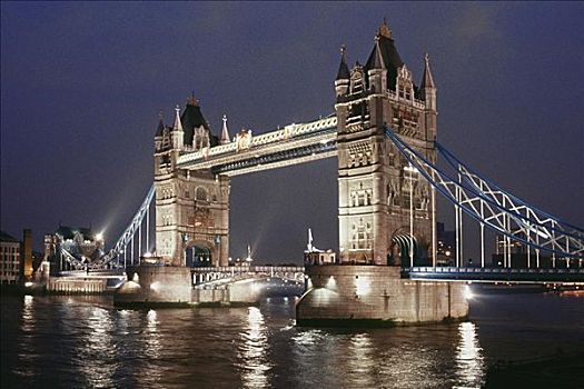 仰视,塔桥,夜晚,伦敦,英格兰