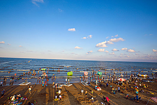 山东日照碧海蓝天的城市底色