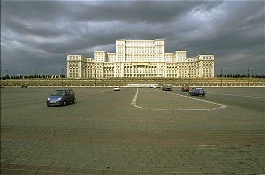 罗马尼亚,全视图,宫殿,人,汽车,阴天