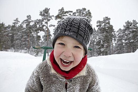 高兴,男孩,雪中,风景