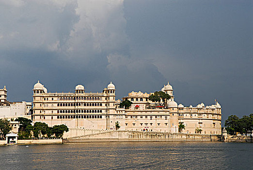 城市宫殿,乌代浦尔,湖,皮丘拉,拉贾斯坦邦,印度,亚洲